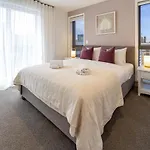 Cbd Gem: Walk To Everything, 3 Bedroom 2 Bath