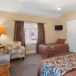 Homelea Bed And Breakfast