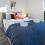 Best Of Central Christchurch 2 Bed 2 Bath