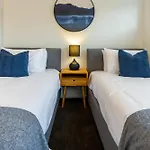 Luxurious Christchurch Suite - Single Level 2 Bed