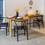 Single Level Studio, Cbd Escape: King Bed