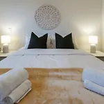 Beachside Haven 1 Bed 1 Bath