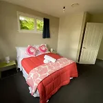 Kiwi Classic Retreat