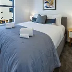 Walk To Central City 2 Bed 2 Bath. Madras Street