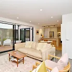 Derby St - Christchurch Holiday Homes