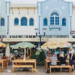 Hideout In Central Christchurch