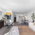 Plush Upmarket Close Hagley Park 2Bdrms 2 Bthrms