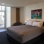 Pavilions Hotel