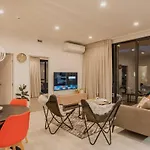 Tuam On Top Sleeps 5