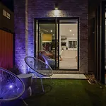 The Coolest Townhouse In Christchurch
