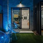 The Coolest Townhouse In Christchurch