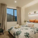 Elegant 3Br Home On Mustang Avenue