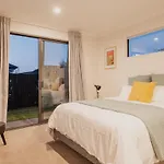 Elegant 3Br Home On Mustang Avenue