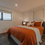 Luxury Central City Getaway