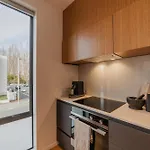 Chic And Contemporary Living At Cambridge Terrace
