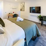 Luxury Studio With Balcony - Close To Supermarket