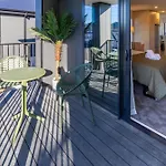 Luxury Studio With Balcony - Close To Supermarket