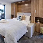 Relaxing Haven Upper Studio Near Riverside Market