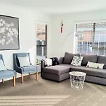 Cozy Room Near Christchurch Airport