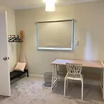 University 3Bdrm House W/ Carpark