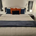 C-Side-R, Modern Beachfront Living