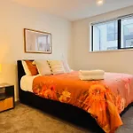 City Stadium Stay Cbd Apartment A, Chc