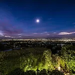 Million Dollar City Views - Sleeps 12