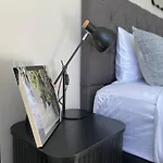 The Gilded Cross - Luxury Cbd 3 Bedrooms