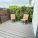 City Fringe Private Room - Your Urban Escape!