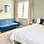 Sunny House
