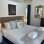 Sumner Surf Break Apt 3