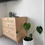 Luxury 3 Bedroom Home With Double Garage
