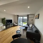 City Fringe Hideout - 2 Bed With Car Park