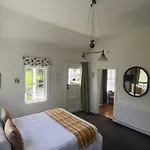 Newfields Country Retreat
