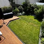 3 Bedroom Home In Peaceful Setting