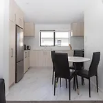 Brand New 2 Bed Ocean View!