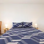 Brand New 2 Bed Ocean View!
