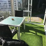 Sandy Feet Accommodation