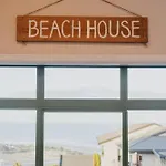 Group-Friendly Retreat - Ocean View Free Parking