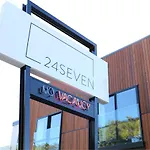 24Seven Inn