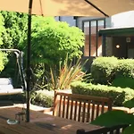 Walnut Grove Lodge