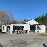 Spires Barn Lodge
