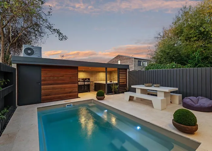 Derby Street Guesthouse Gaystay B&B