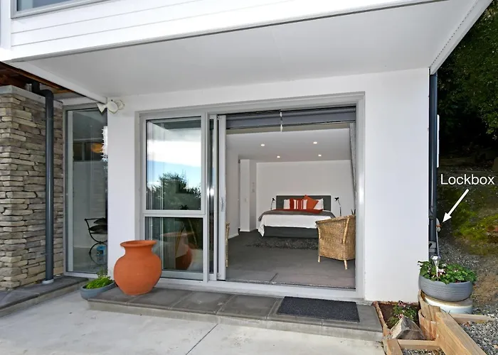 Janice Studio -- Christchurch Holiday Homes