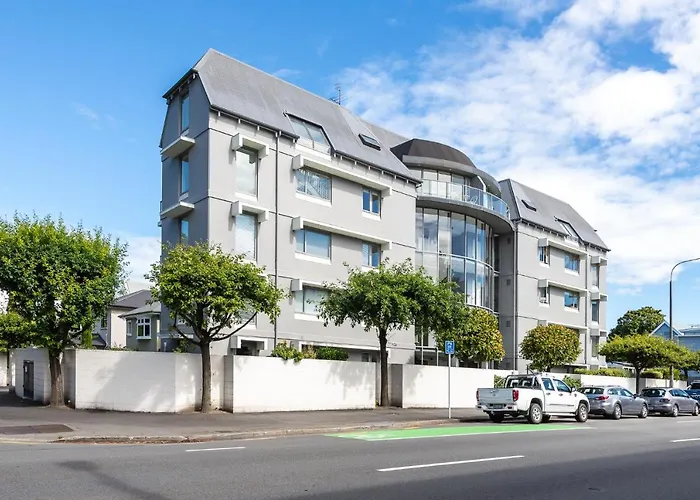 Riverside 1-Bed Apt - In The Heart Of The City