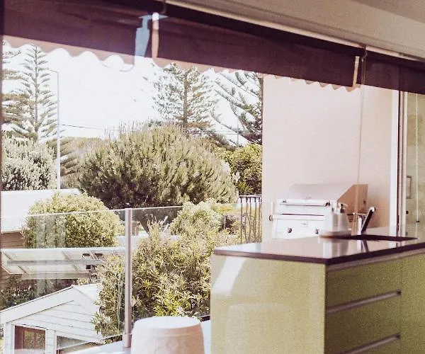 Sumner Surf Break Apt 3