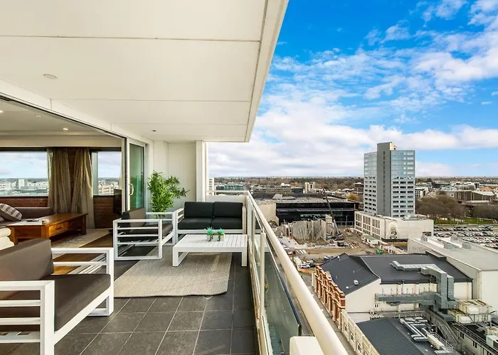 Central City View With Free Valet Parking