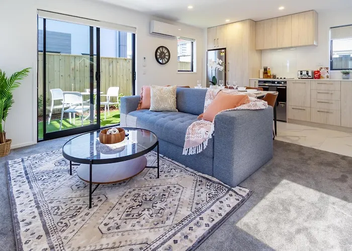 Beachside Bliss: 1 Bed 1 Bath