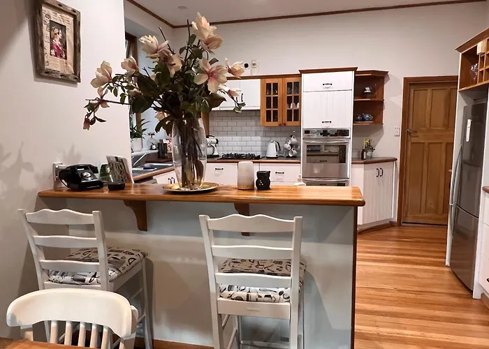 Gorgeous Villa, 7 Minutes From Airport