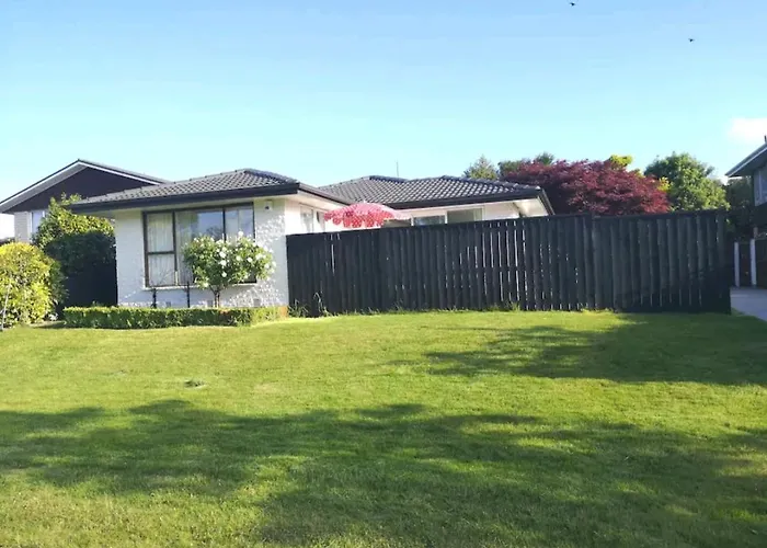 Dream Home Away From Home Near Christchurch Airport